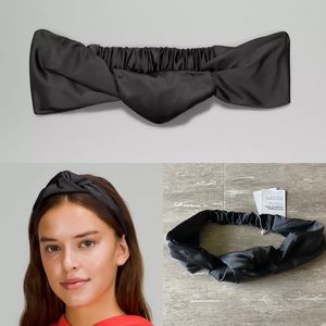 Lululemon Knot Stopping Headband *Satin